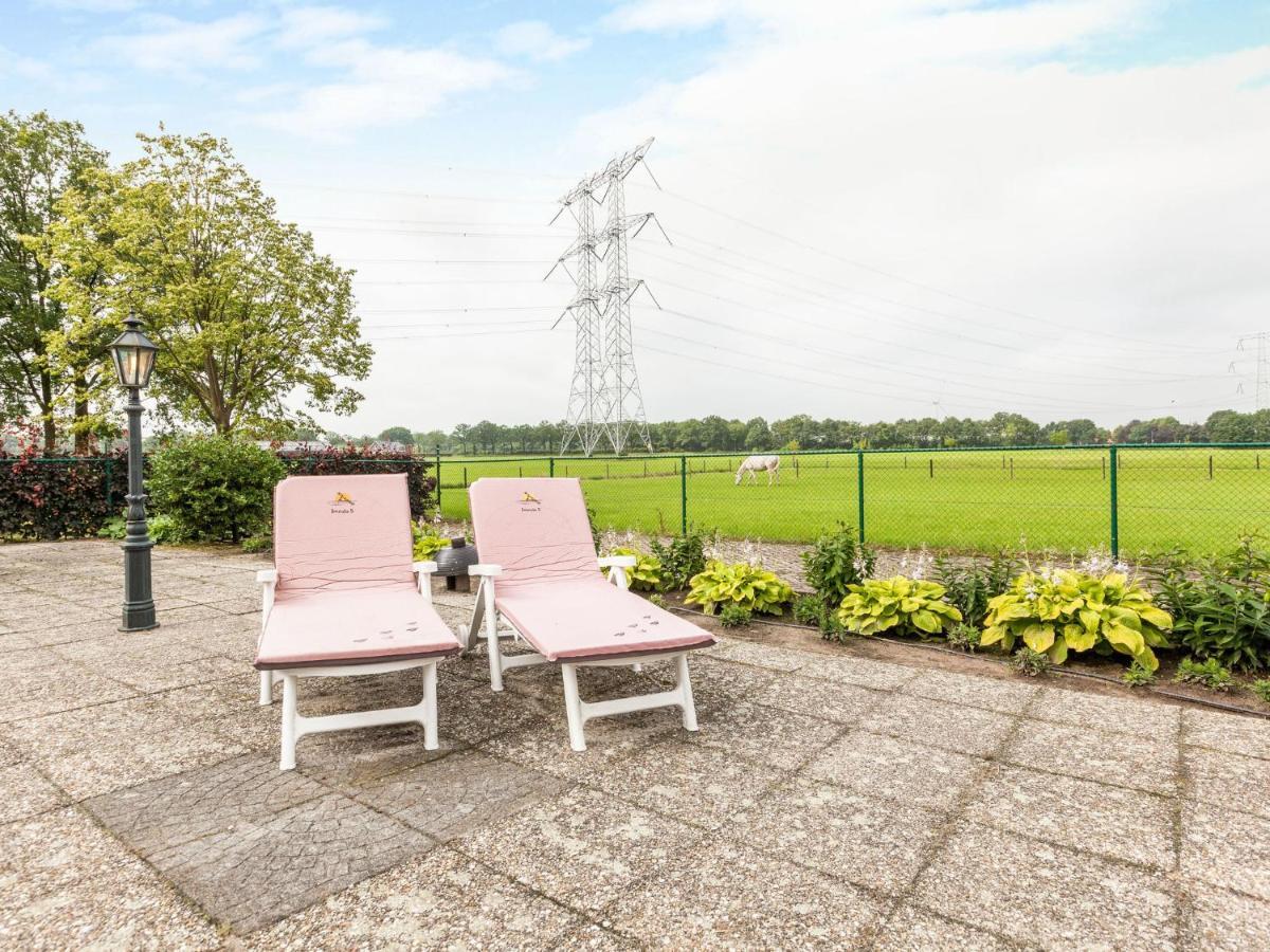 Cozy In With Swimming Pool Oisterwijk
