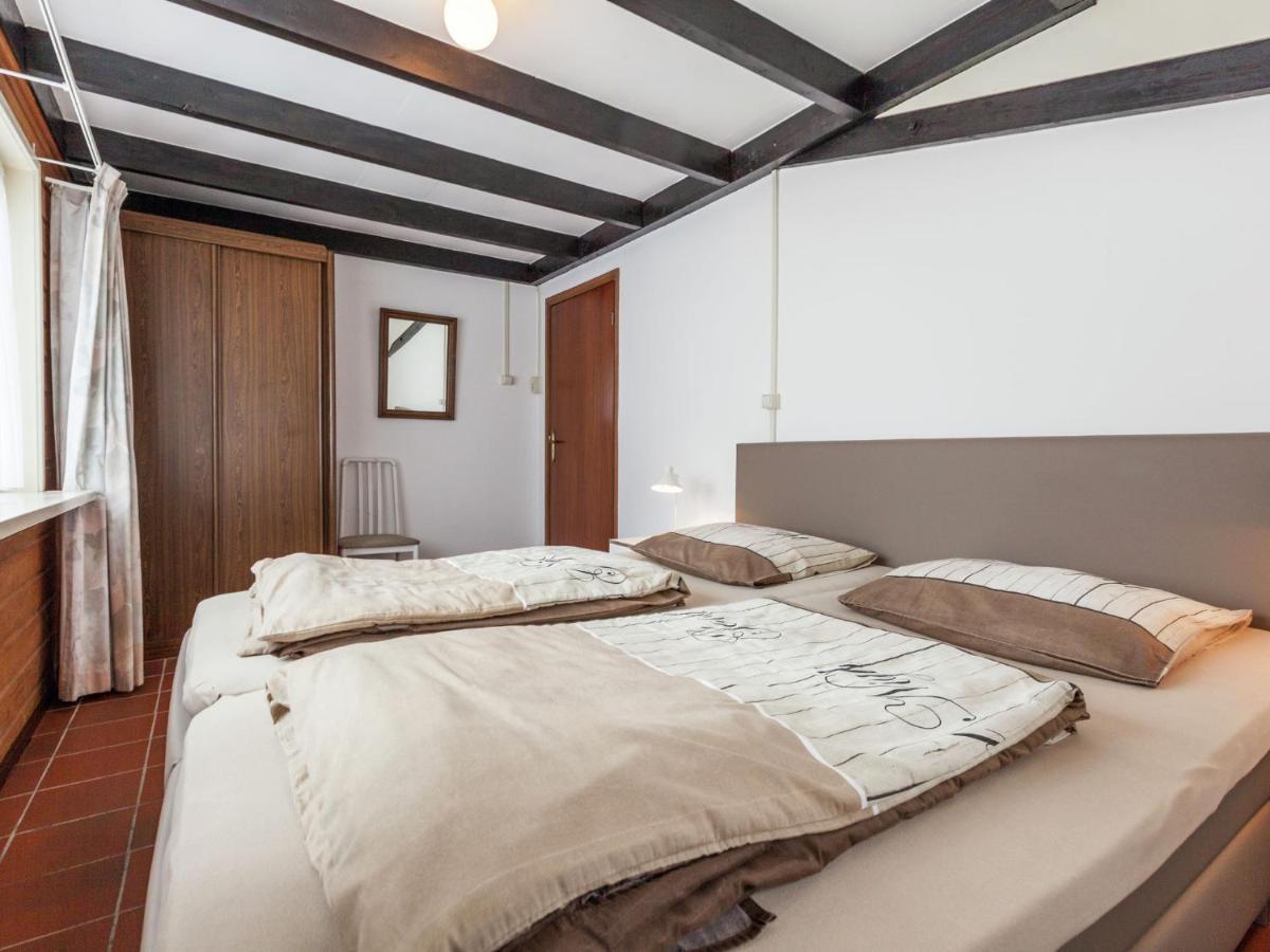 Cozy In With Swimming Pool Holiday home *