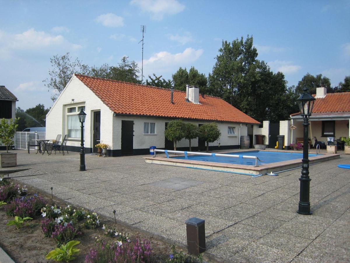 Holiday home Cozy In With Swimming Pool Oisterwijk