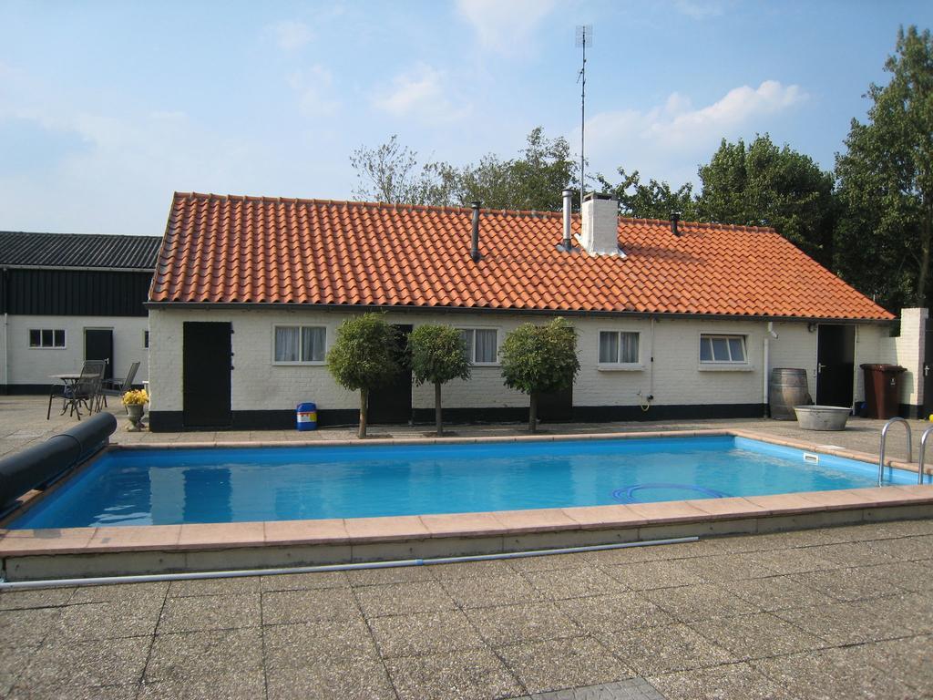 Cozy In With Swimming Pool Oisterwijk
